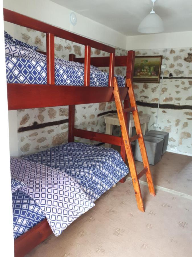 Bona'S Home Tushemisht Bagian luar foto